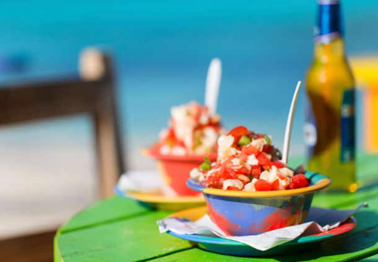 Courtyard By Marriott Nassau Downtown/Junkanoo Beach Esterno foto