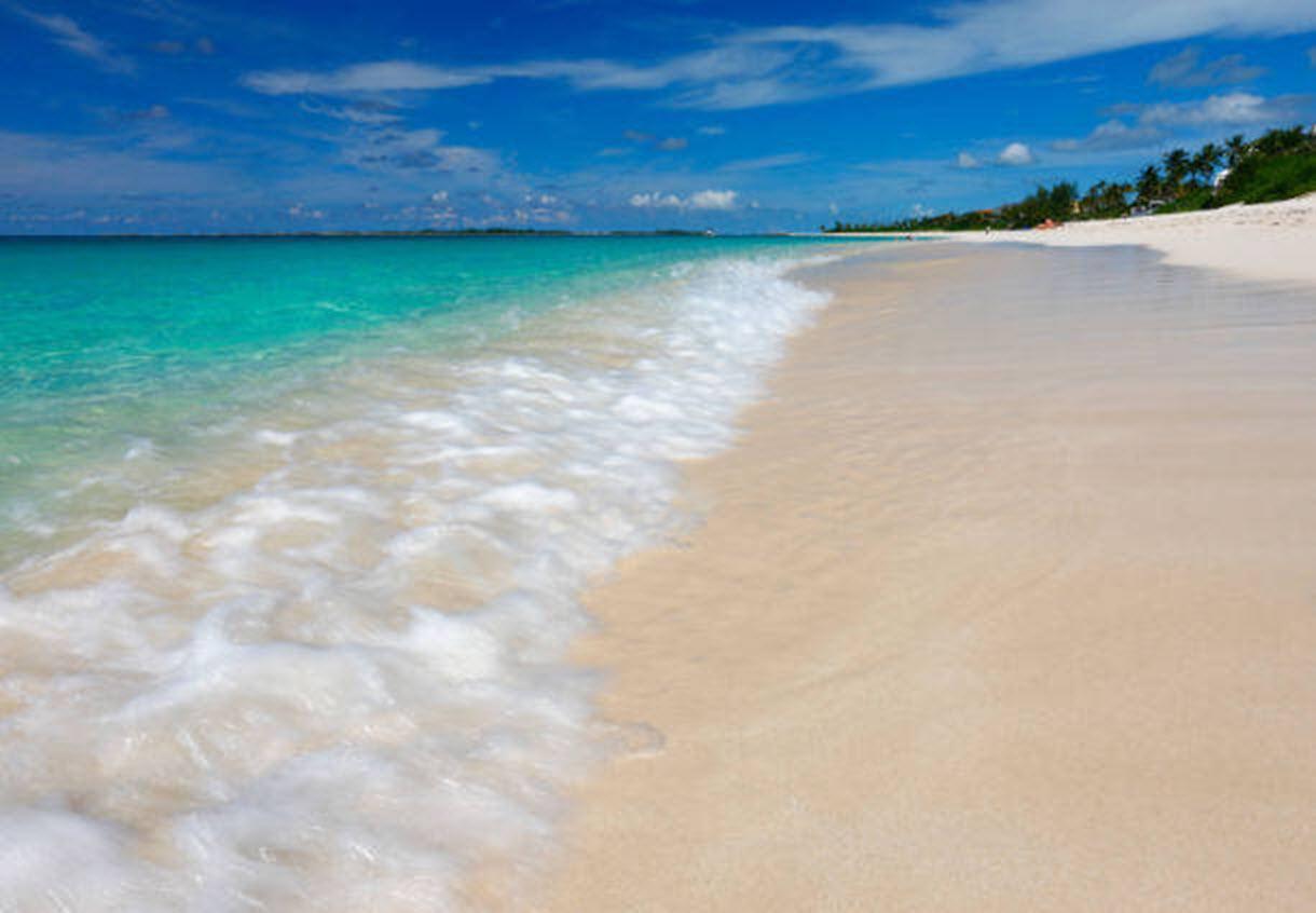 Courtyard By Marriott Nassau Downtown/Junkanoo Beach Esterno foto