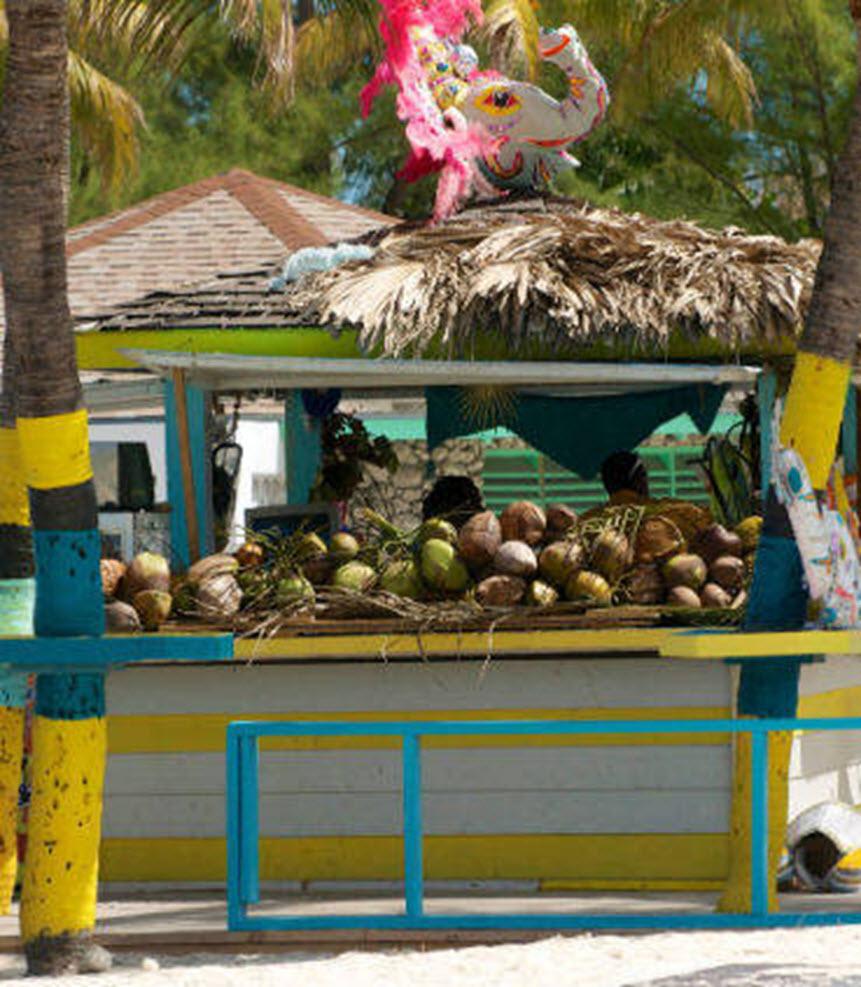 Courtyard By Marriott Nassau Downtown/Junkanoo Beach Esterno foto