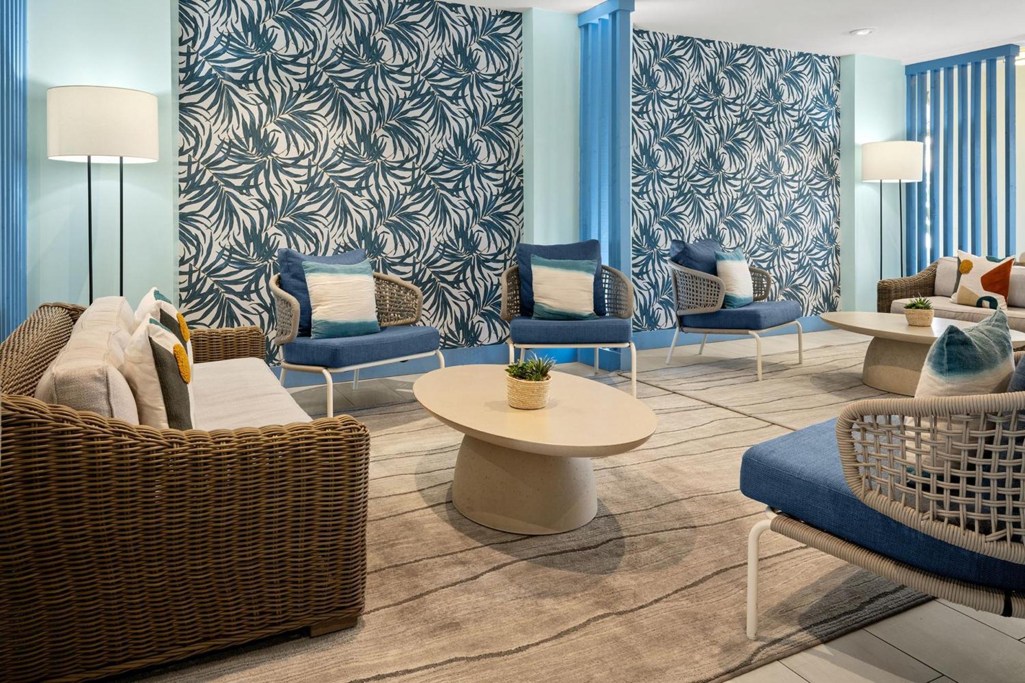 Courtyard By Marriott Nassau Downtown/Junkanoo Beach Esterno foto